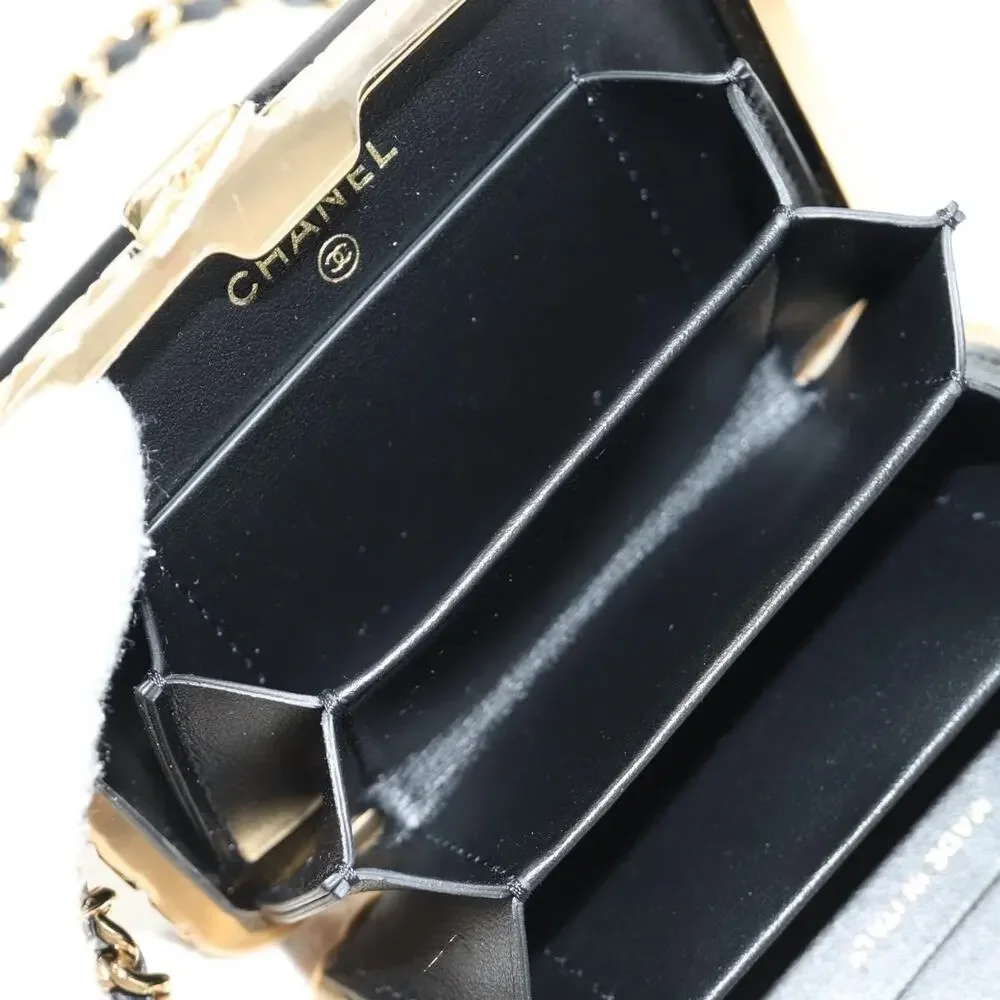 Chanel Matelasse Chain Shoulder Pouch Bag Black